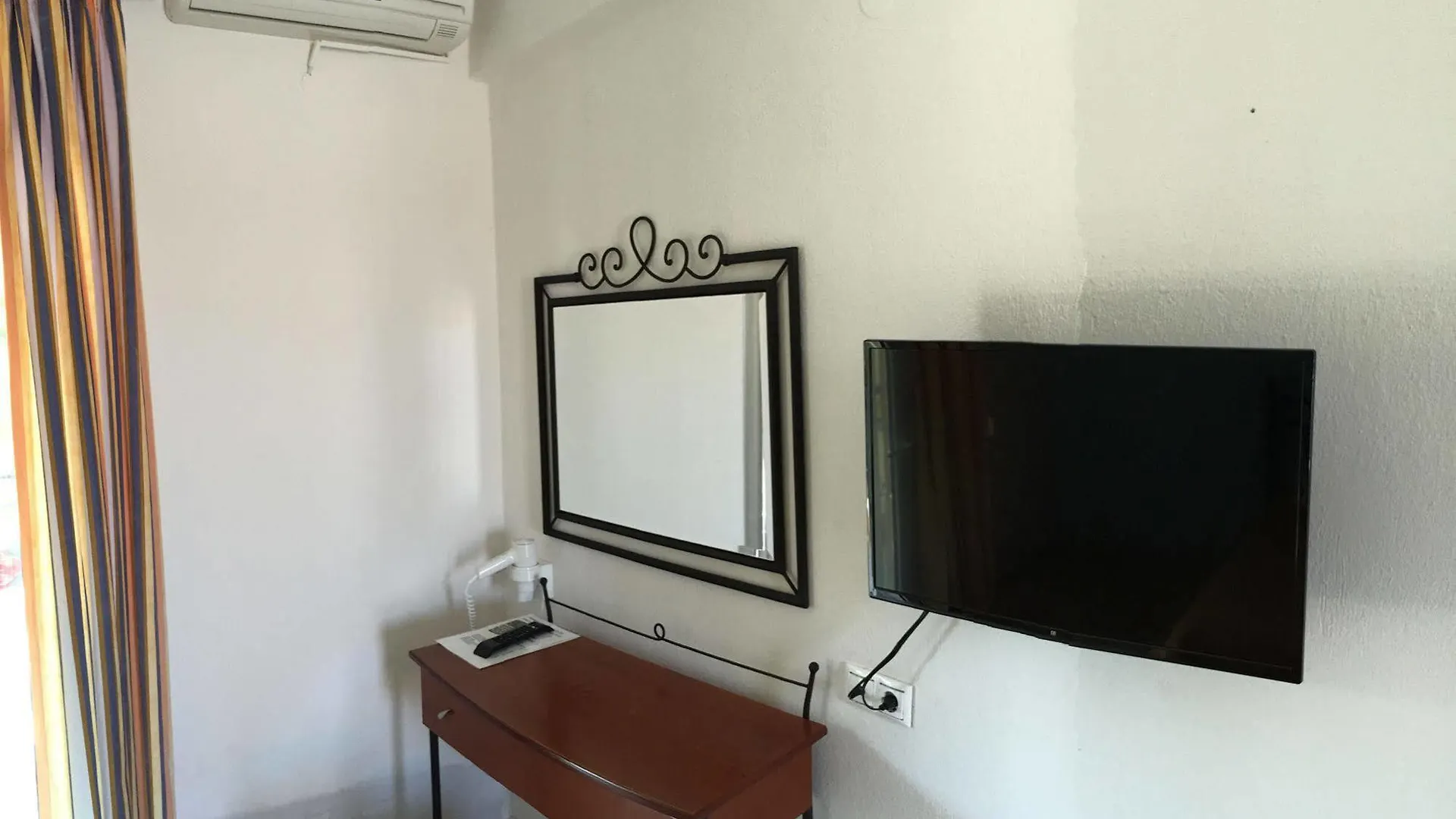 Loxandra Studios Μεταμόρφωση